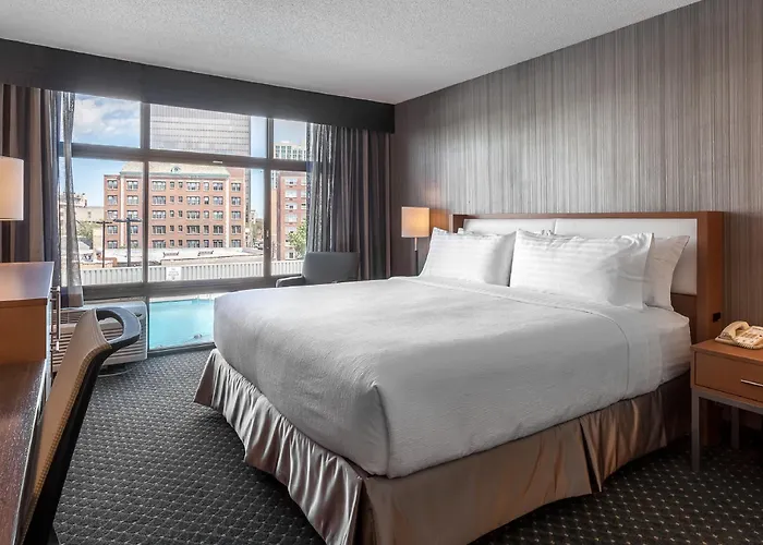 Chicago North-evanston By Ihg 3*