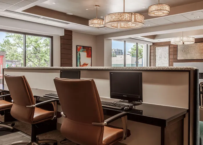 Hotel Chicago North-evanston By Ihg