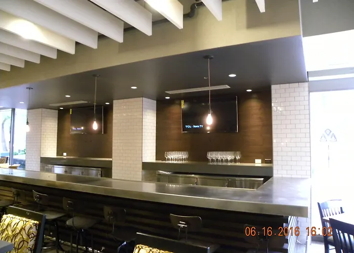 Hotel Chicago North-evanston By Ihg