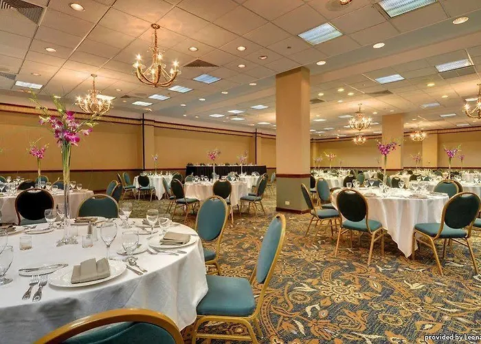 Hotel Chicago North-evanston By Ihg 3*